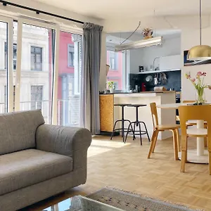https://trendy-sunny-apartment-in-ghent.hotelsghent.com