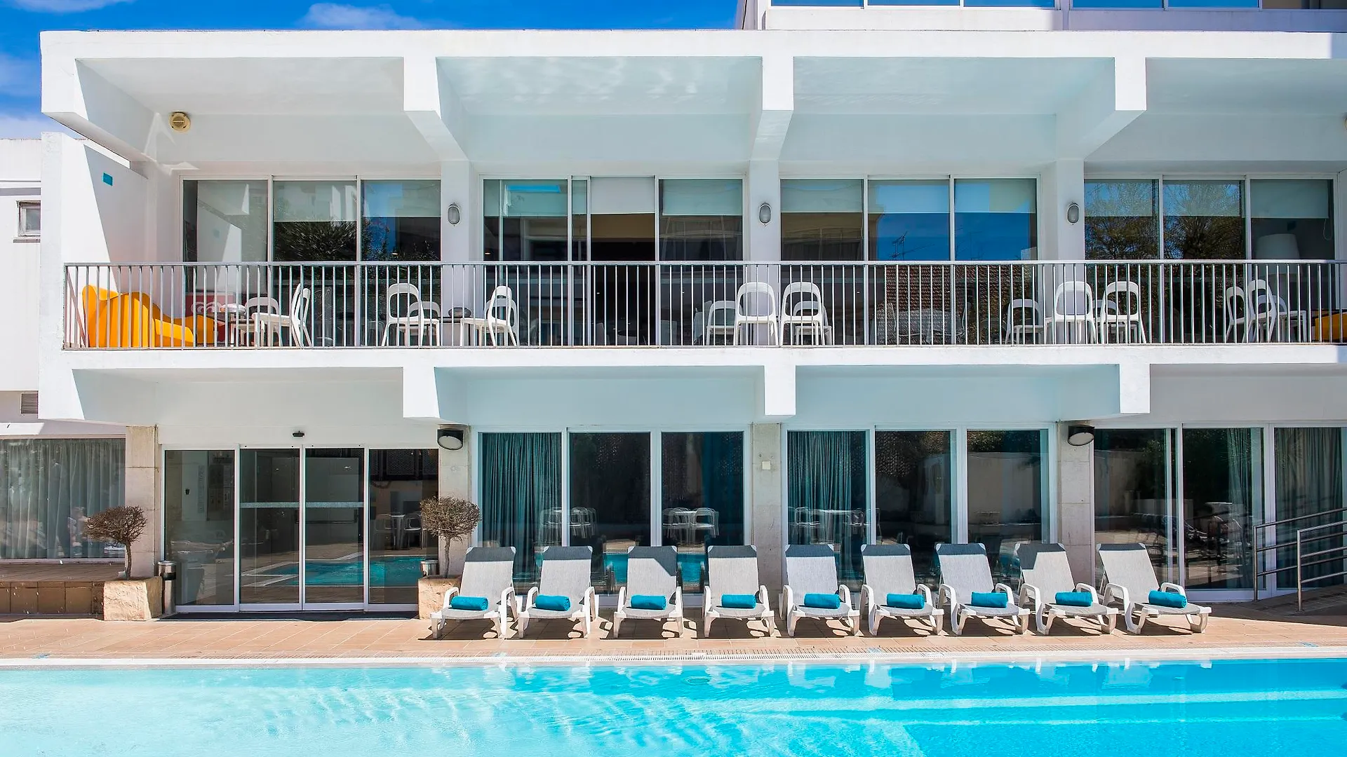 Hotel Londres Estoril / Cascais 3*,